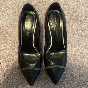 Black pumps size 36.5